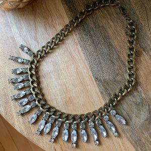 Ann Taylor LOFT Jewel necklace